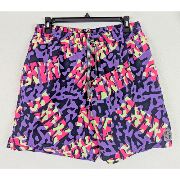 Nike Other - Nike sz L Retro Purple Camo Hyper Pink Volley Shorts lined men 0661